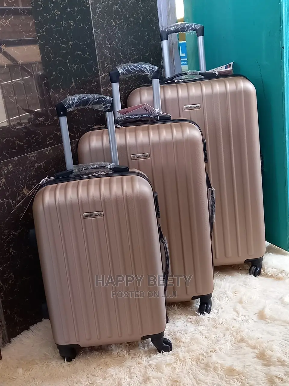 #High End Traveling Suitcase