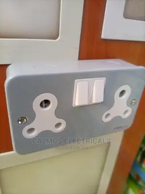 15A Twin Metal Socket