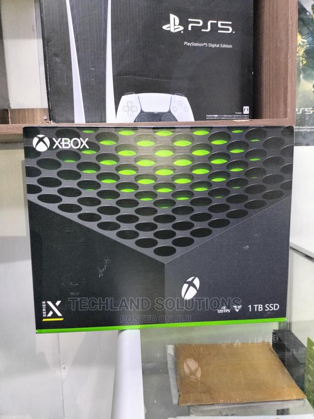 Microsoft Xbox Series X - thumbnail 3