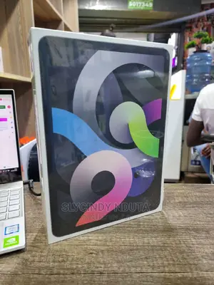 New Apple iPad Air 64 GB Black