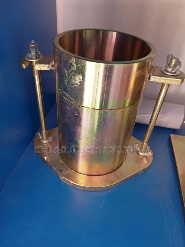 Test Cylinder Mould - main view