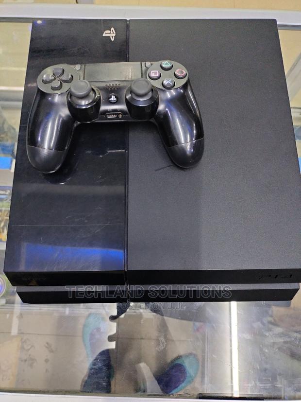 Home Used Ps4 Standard