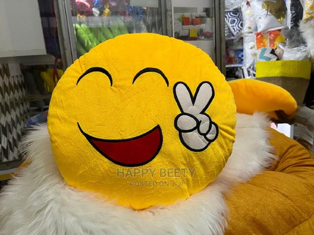 #Emoji Throw Pillows - thumbnail 2