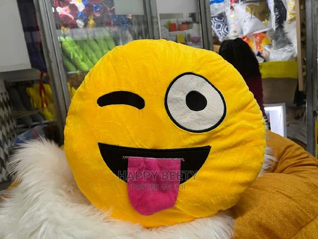 #Emoji Throw Pillows - thumbnail 3