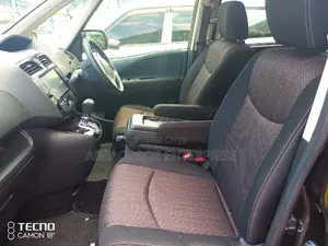 Nissan Serena 2015 Purple