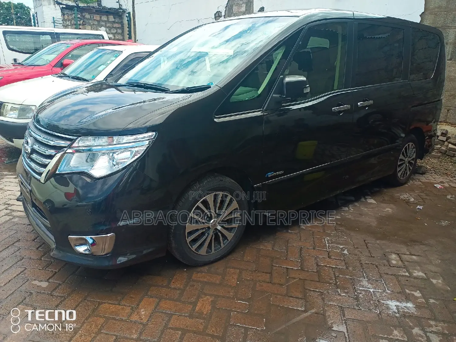 Nissan Serena 2015 Purple