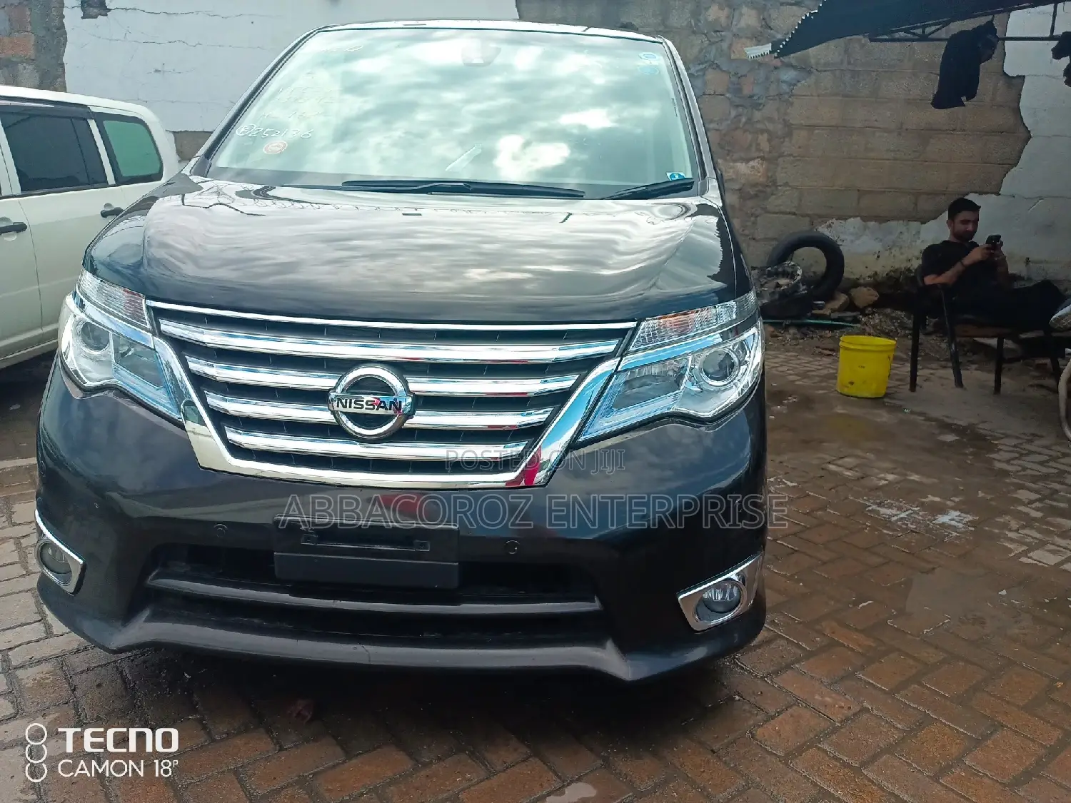 Nissan Serena 2015 Purple