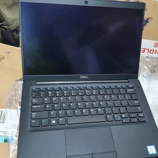 Laptop Dell Latitude 7390 8GB Intel Core I7 SSD 256GB - thumbnail 4