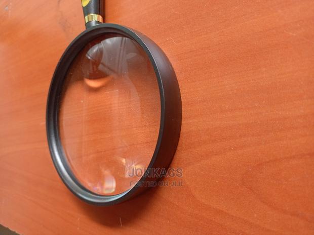 2 In 1 Magnifying Glass 110mm Wide - thumbnail 4