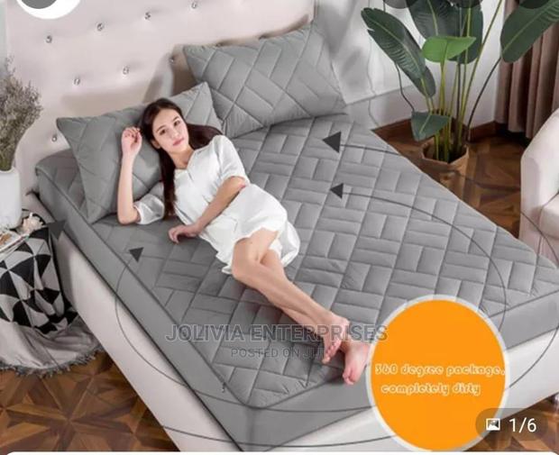 Mattress Cover 5*6 ( Colour)
