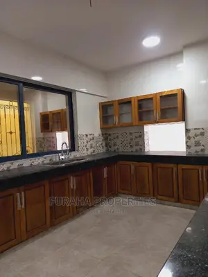 3bdrm Apartment in Kizingo for Sale