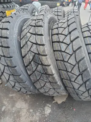 Oynx Tires Sizes 315/80r22.5 Mud Grip.