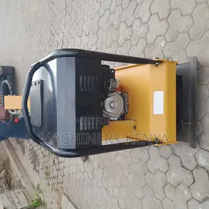 Reversible Plate Compactor (Slightly Used)