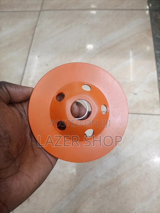 Terrazzo Disc, Smooth - thumbnail 3