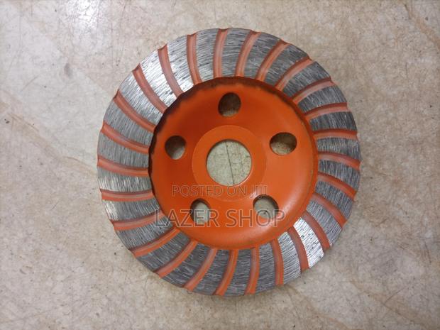 Terrazzo Disc, Smooth - thumbnail 4