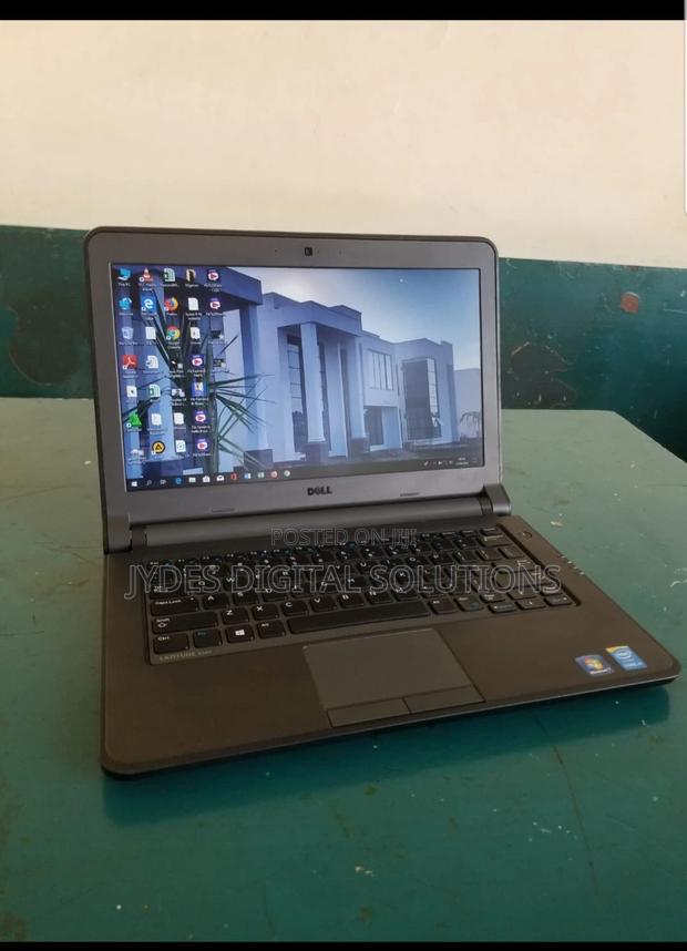 Laptop Dell Latitude 13 3340 4GB Intel Core I5 HDD 500GB