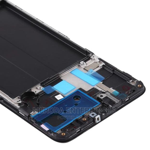 New LCD Screen With Frame for Samsung Galaxy A70 - thumbnail 3