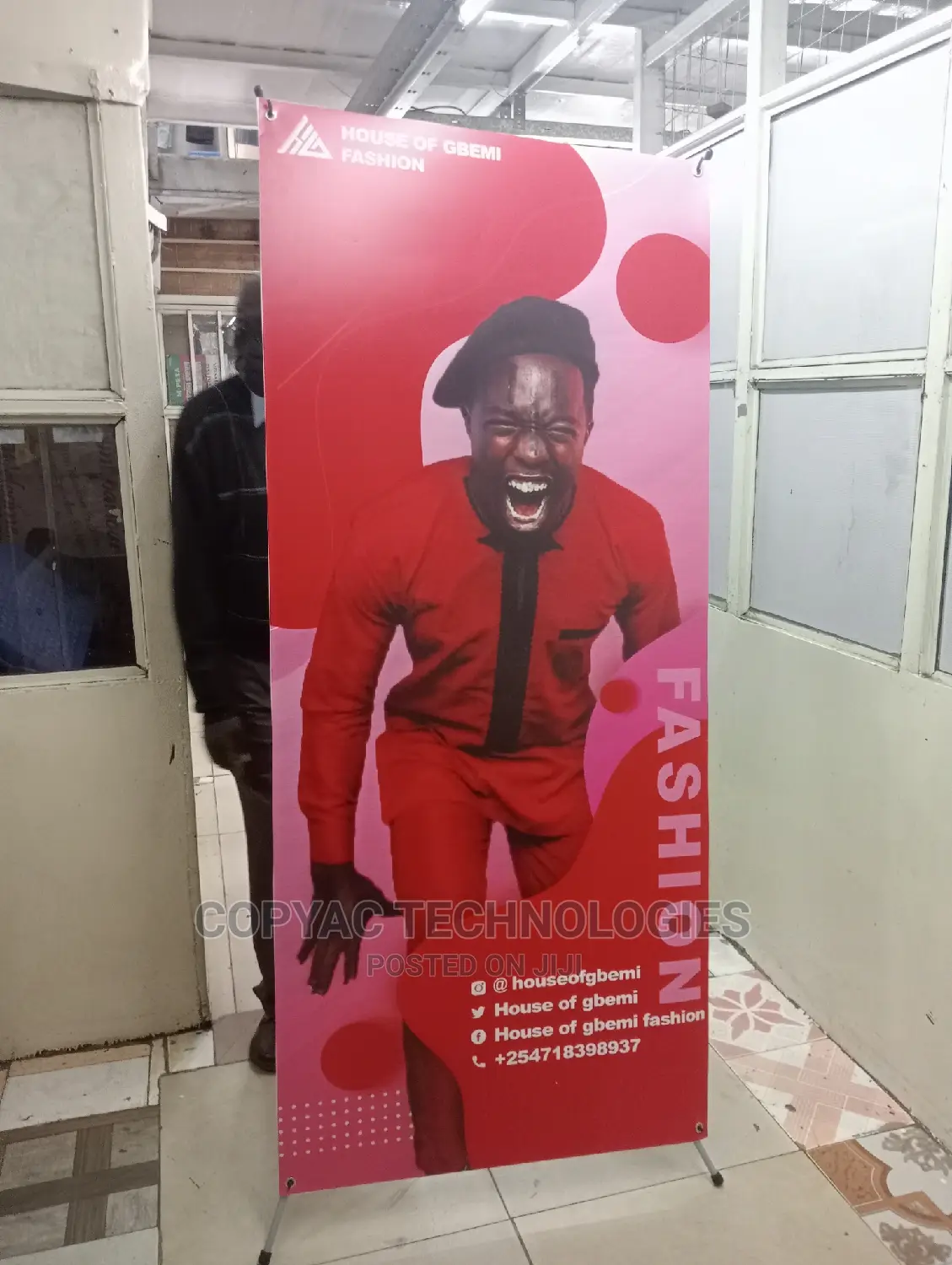 X-Stands Rollup Banners for Cooperate