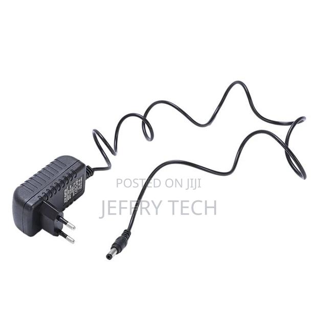 AC 100-240v a DC 9V 2A Adapter Converter Power S