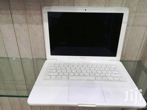 Laptop Apple MacBook 4GB Intel Core 2 Duo HDD 320GB