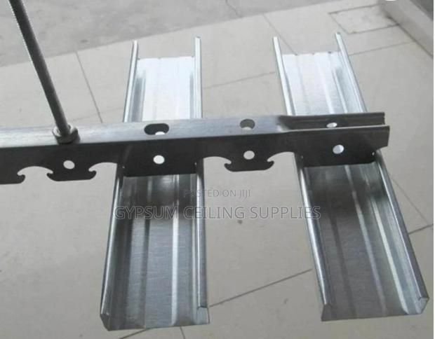 Stud for v-Keel 3m - main view