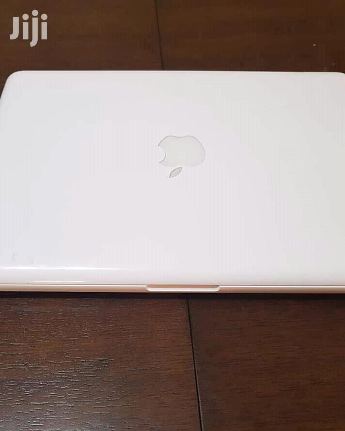 Laptop Apple MacBook 4GB Intel Core 2 Duo HDD 320GB