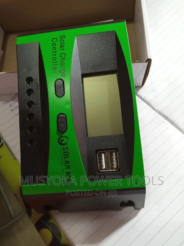 Solarmax 20AH Digital Solar Charger Controller Dual USB - main view