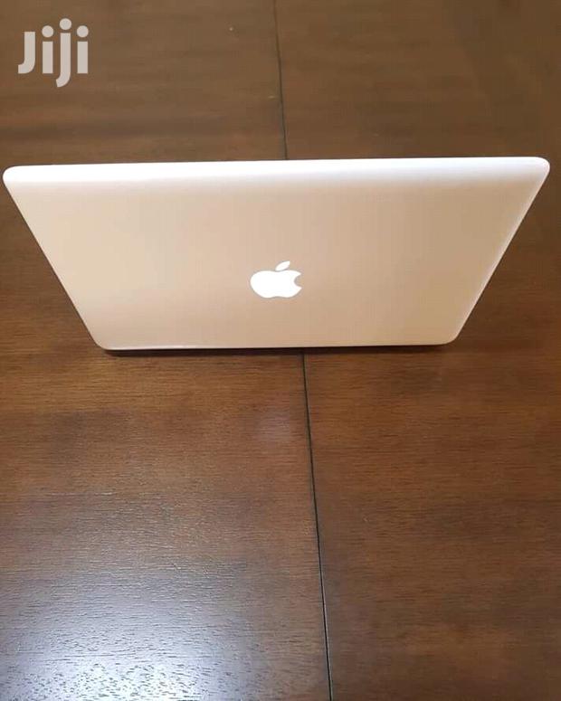 Laptop Apple MacBook 4GB Intel Core 2 Duo HDD 320GB - thumbnail 2