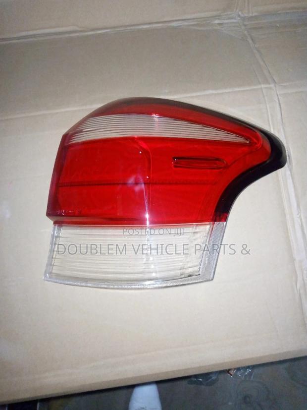Tail Lens Fielder 161/2017