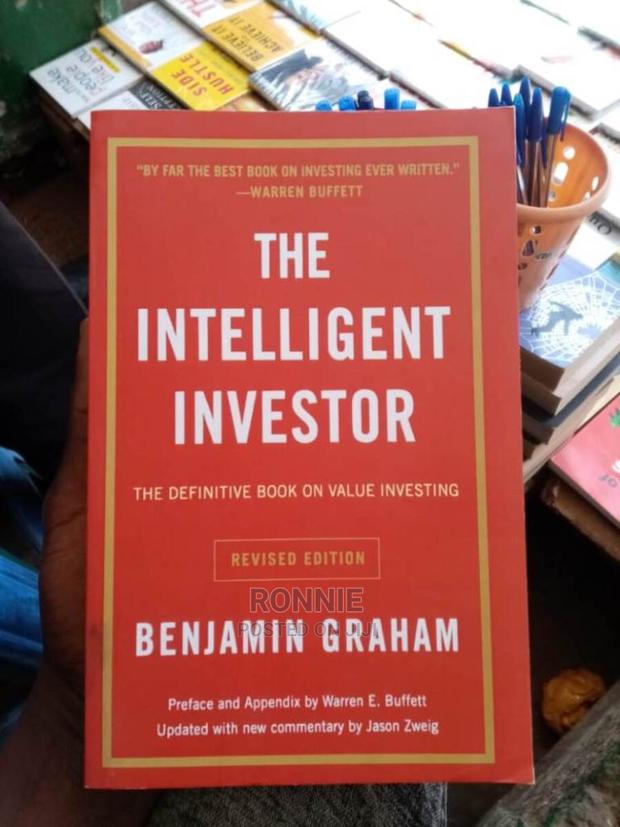 The Intelligent Investor Book by Benjamin Graham