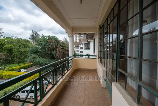 3bdrm Apartment in Valley Arcade for Sale