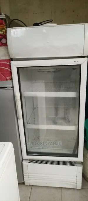 Showcase Refrigerator