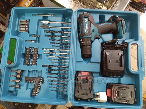 Cordless Drill 88v Makita With Bits - thumbnail 3