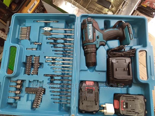 Cordless Drill 88v Makita With Bits - thumbnail 4