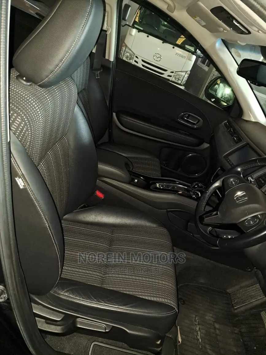 Honda Vezel 2015 Matt Black