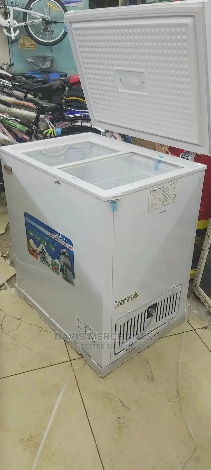 Deep Freezer With 150L Capacity