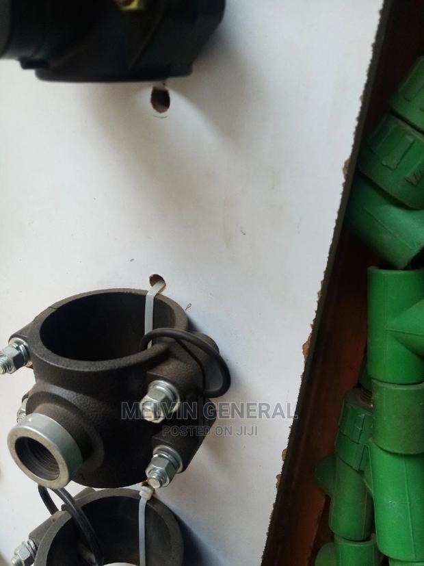 Plastic Saddle Clamp 40*11/2" - main view