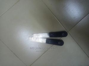 Plastic Scrapper 1" - thumbnail 2