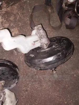 Brake Master Cylinder and Booster Toyota Kluger