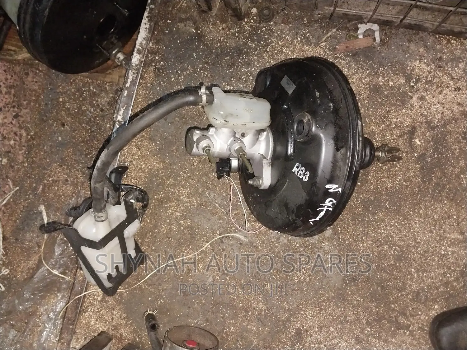 Brake Master Cylinder and Booster Toyota Voxy New Model.