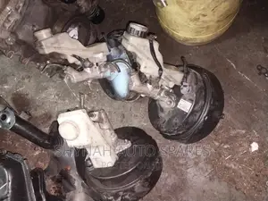 Brake Master Cylinder and Booster Toyota Avensis