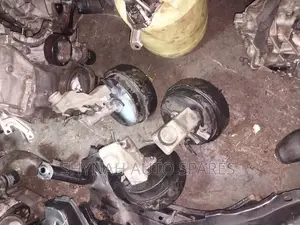 Brake Master Cylinder and Booster Toyota Avensis Complete ,