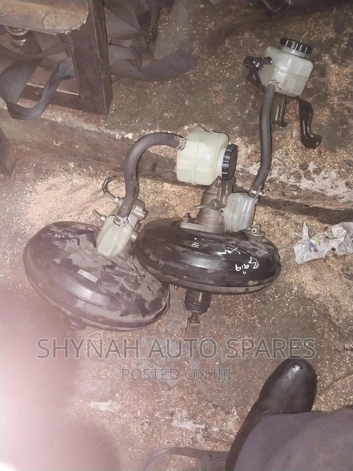 Brake Master Cylinder and Booster Toyota Marx X