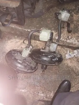Brake Master Cylinder and Booster Toyota Marx X
