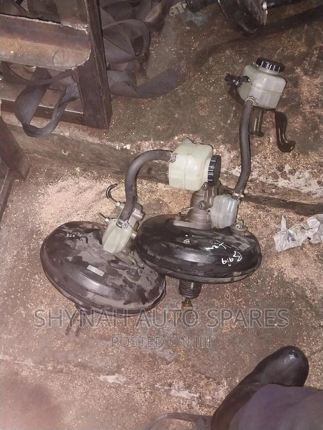 Brake Master Cylinder and Booster Toyota Marx X