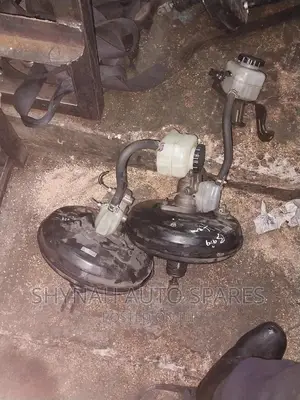 Brake Master Cylinder and Booster Toyota Marx X