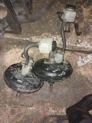 Brake Master Cylinder and Booster Toyota Marx X