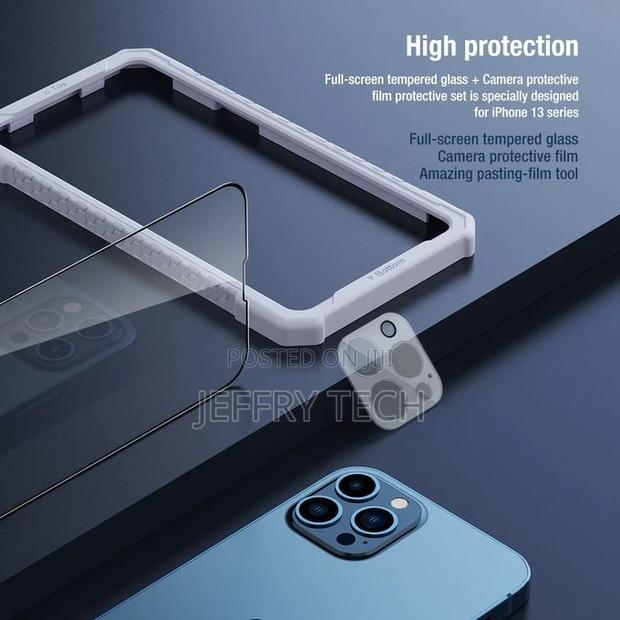 Tempered Glass Screen Protector for iPhone 13 Pro - thumbnail 3