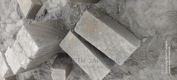 Ndarugo*Machine Cut Stones * - thumbnail 3
