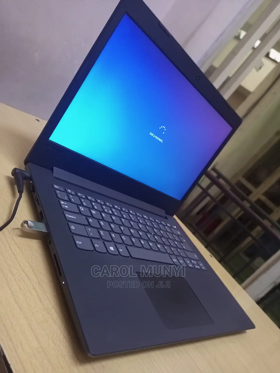 Laptop Lenovo IdeaPad S145 4GB Intel Core I5 HDD 1T